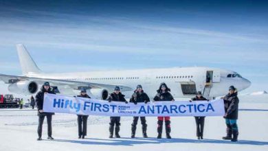 Hi-Fly-berhasil-mendaratkan-pesawat-Airbus-A340-pertama-di-Benua-Antartika.-Sebelumnya-tidak-pernah-ada-pesawat-sebesar-itu-yang-mendarat-di-sana (1)