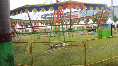 berbagai permainan berjenis hiburan di Alun Alun Simpang Tujuh Kudus, Selasa 7/3/2023 foto Sup