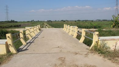 Jembatan bermasalah- di Desa Sadang Kecamatan Jekulo Kudus Minggu ( 28/5/2023) Foto: Sup.